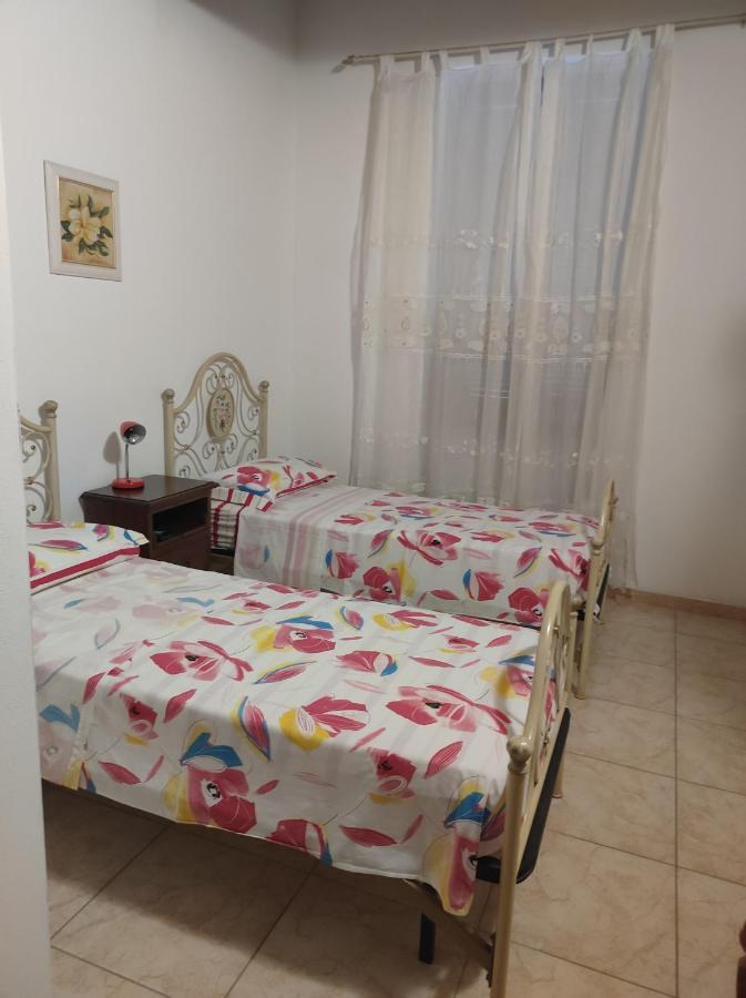 Guest House Efisio Альгеро Экстерьер фото